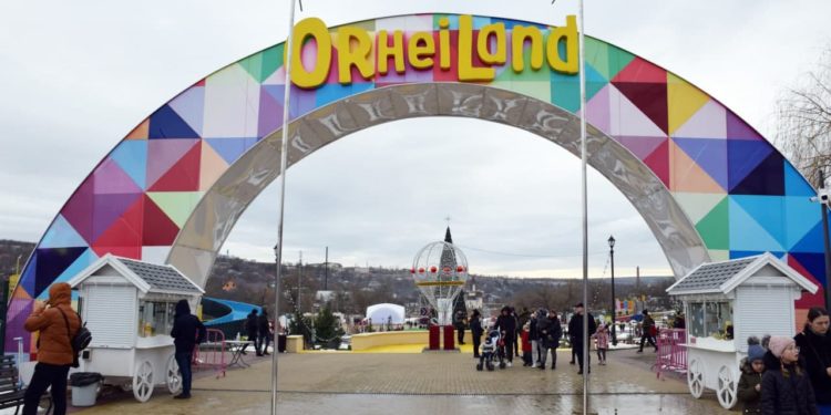OrheiLand, epicentrul distracției și principalul punct de atracție din țară, în perioada sărbătorilor de iarnă
