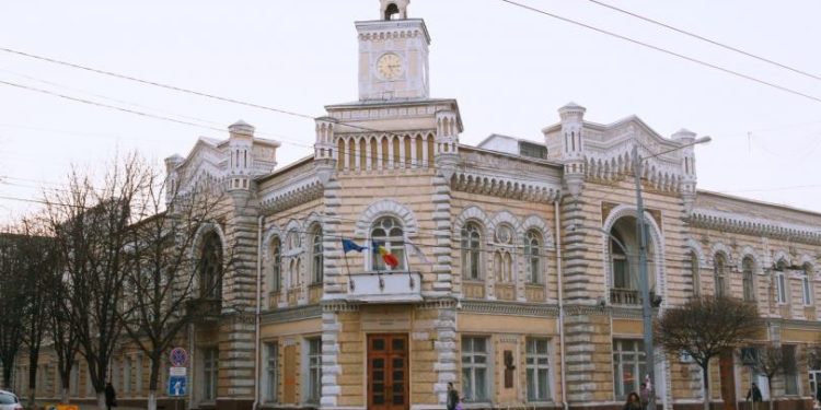 Cer senin și fără precipitații: Cum va fi vremea în acest weekend