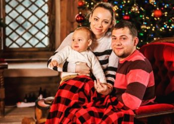 Sesiunile foto au devenit o tradiție în perioada sărbătorilor de iarnă. Care sunt tendințele acestui an și cât costă o ședință foto profesionistă | VIDEO