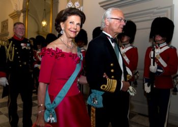 Король и королева Швеции заразились COVID-19 после трех прививок