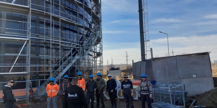 На стройке в Молдове незаконно работали граждане Румынии