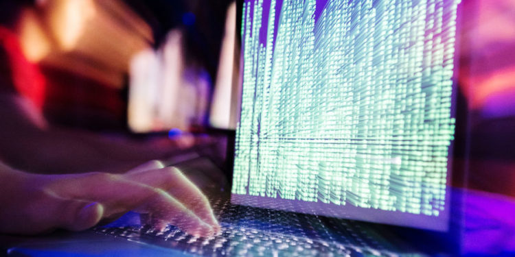 Российский банк заявил о серии атак на сайт после санкций США