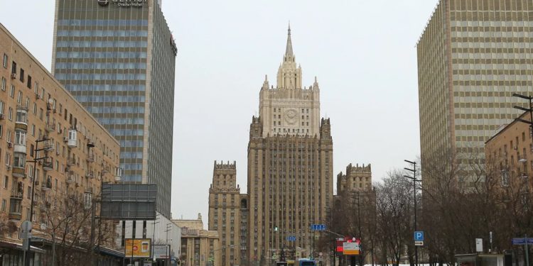 МИД России пообещал дать на санкции США «сильный ответ, не обязательно симметричный»