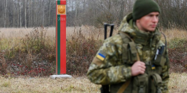 Украина подвергалась нападению со стороны РФ и Беларуси