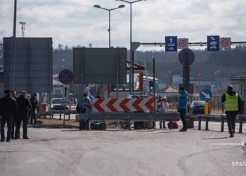 Украинские СМИ: В Киеве объявлена воздушная угроза