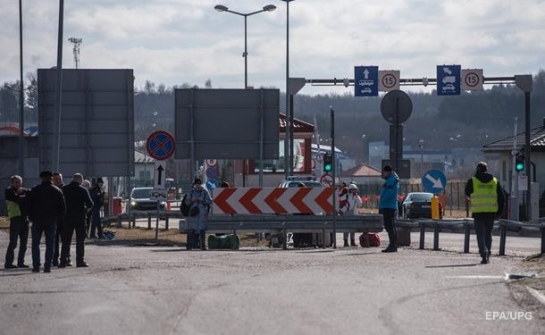 Украинские СМИ: В Киеве объявлена воздушная угроза