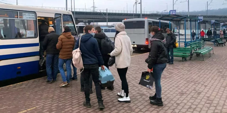 Aproape 2.000 de ucraineni au venit în Republica Moldova, iar cinci dintre ei au cerut azil politic | VIDEO