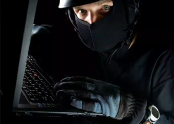 Percheziții matinale: 13 ex-deputați au fost vizitați de procurorii anticorupție