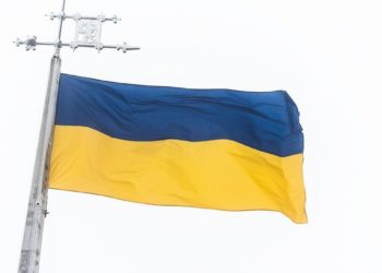 Небо открыто: власти отрицают закрытие воздушного пространства Украины