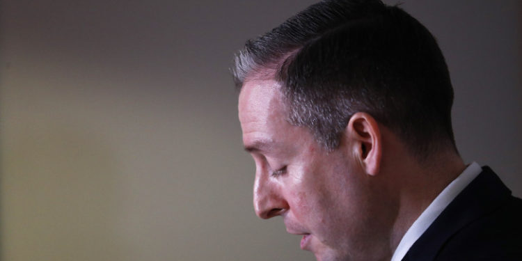 O nouă criză politică în Irlanda de Nord, după ce premierul și-a dat demisia din cauza nemulțumirilor post-Brexit