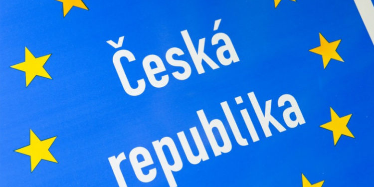 Republica Cehă: Rata mortalităţii în 2021, cea mai ridicată de după Al Doilea Război Mondial