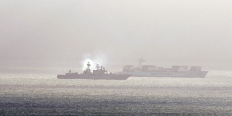 Franța a confiscat o nava rusească încărcată cu mașini