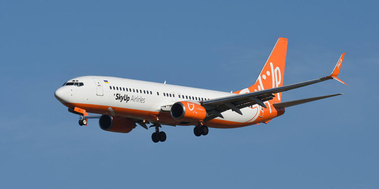 Un avion de pe cursa Madeira-Kiev, forțat să aterizeze la Chișinău