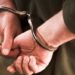Un angajat al poliției suspectat de trafic ilicit de droguri, reținut în flagrant