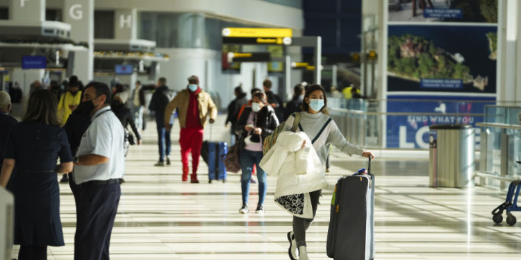 Portugalia și Grecia relaxează regulile de călătorie pentru persoanele care vin din țări UE