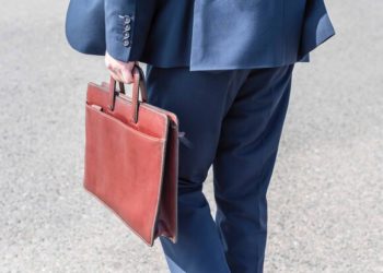 Болгария объявила о высылке десяти российских дипломатов