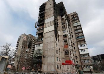 Россия предложила украинским военным покинуть Мариуполь без оружия. В Киеве отказались