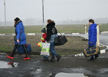 Для эвакуации из Мариуполя в Запорожье сегодня будут работать 3 гуманитарных коридора