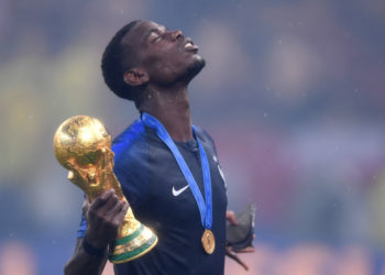 У футболиста сборной Франции Погба украли золотую медаль ЧМ в России