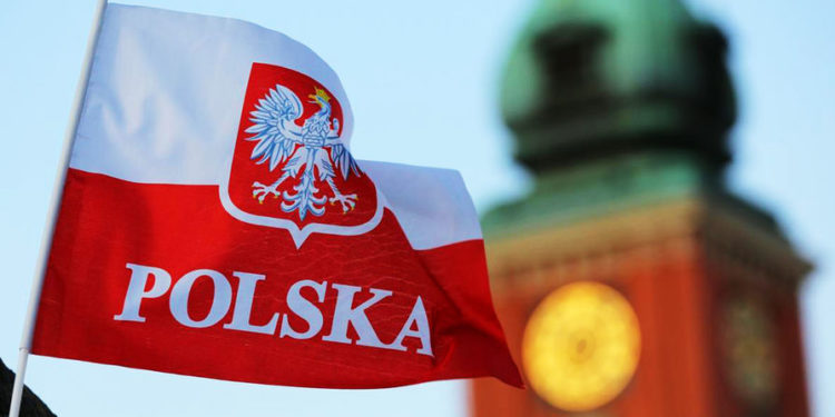В Польше сообщили о планах выслать из страны около 40 дипломатов РФ