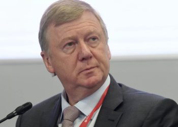Стало известно об отставке и отъезде Чубайса из России