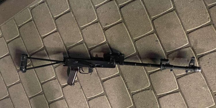 На молдавской границе задержан мужчина, который пытался провезти оружие