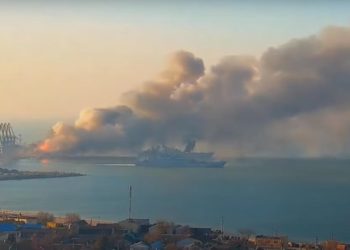 Не Орск, а Саратов: уточнено название взорванного в Бердянске корабля РФ