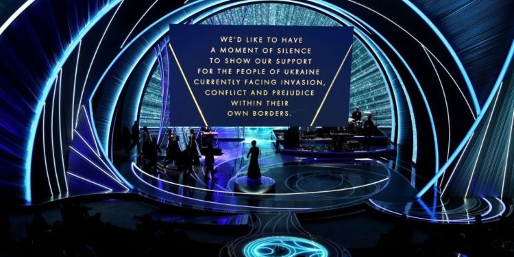 Объявлены победители «Оскара-2022». Награду за лучшую мужскую роль получил Уилл Смит, «CODA: Ребенок глухих родителей» — лучший фильм