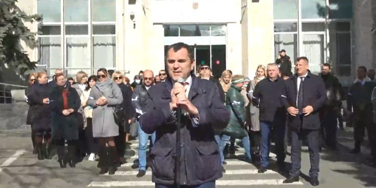 LIVE | Conferință de presă organizată de reprezentanții instituțiilor de învățământ din Orhei, care intră în grevă japoneză