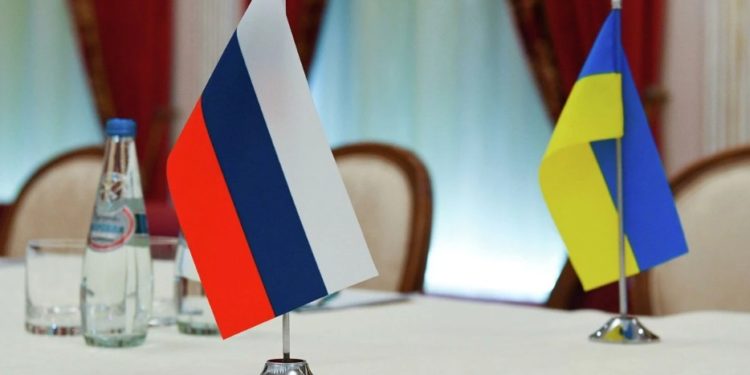 В Турции сегодня начнут новый раунд переговоров Украины и РФ
