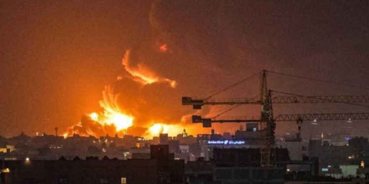 Арабская коалиция объявила о прекращении огня в Йемене. Анонсированы переговоры