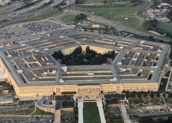 Пентагон: США направят в Восточную Европу 10 истребителей и другую военную технику