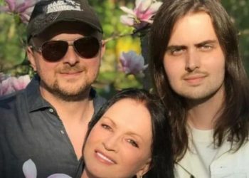 СМИ: Сын и внук Софии Ротару пытались на лодке сбежать из Украины в Молдову