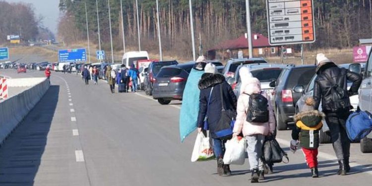 За две недели из Украины выехали более 1,3 млн человек