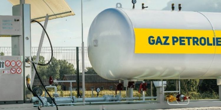 Gazul lichefiat a ajuns să coste aproape 17 lei