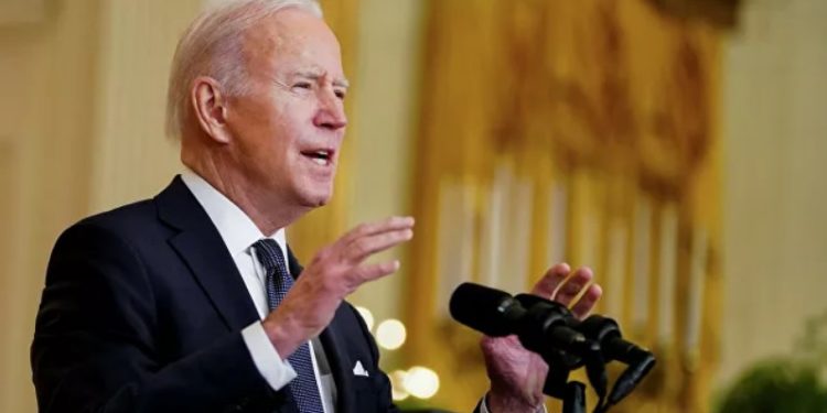 Президент США выступил за исключение России из G20