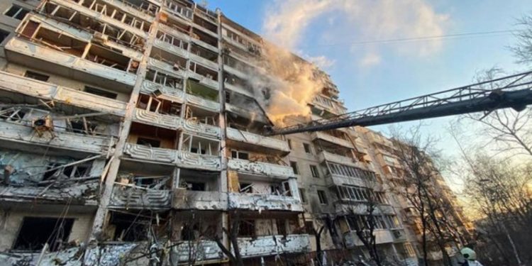 Около 17 200 человек и почти 600 танков: Генштаб Украины назвал потери России