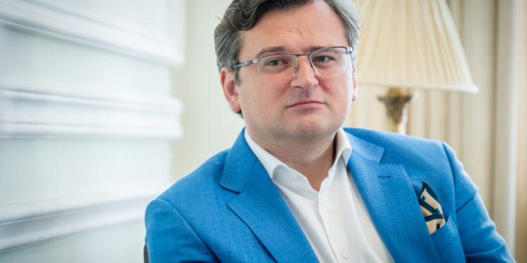 Кулеба об окончании войны в Украине: есть два финала, второй реалистичнее