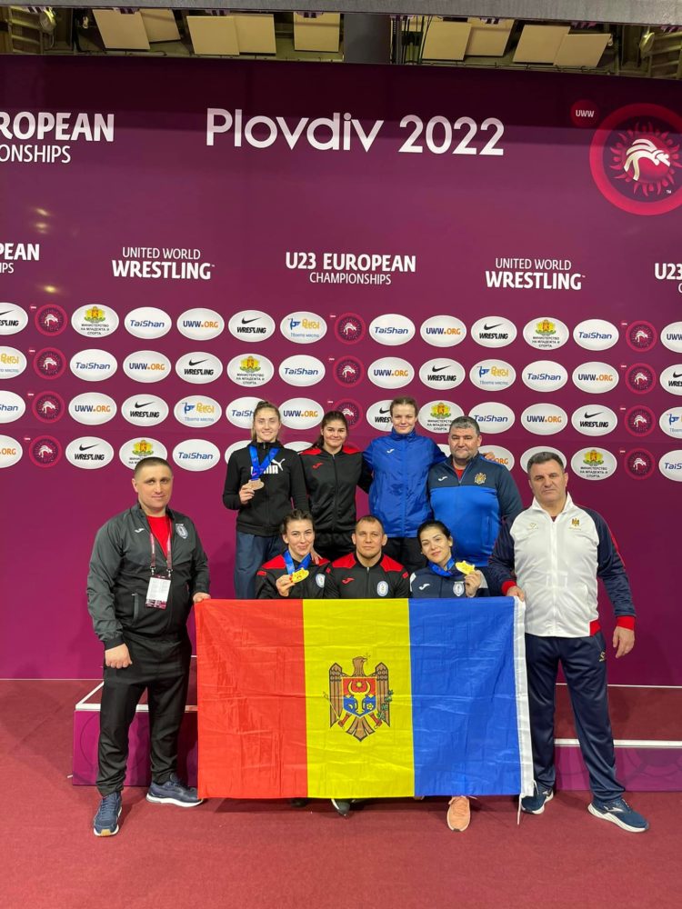 AUR pentru Moldova! Luptătoarele Anastasia Nichita și Irina Rîngaci au devenit campioane europene U23