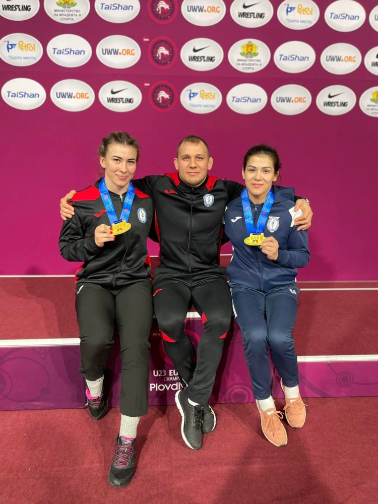 AUR pentru Moldova! Luptătoarele Anastasia Nichita și Irina Rîngaci au devenit campioane europene U23