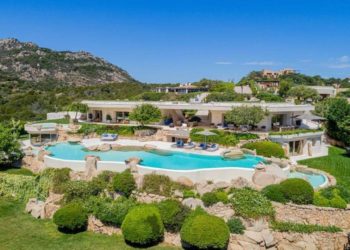 На Сардинии арестована вилла владельца «Северстали» Алексея Мордашова стоимостью 105 миллионов евро