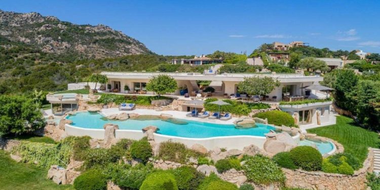 На Сардинии арестована вилла владельца «Северстали» Алексея Мордашова стоимостью 105 миллионов евро