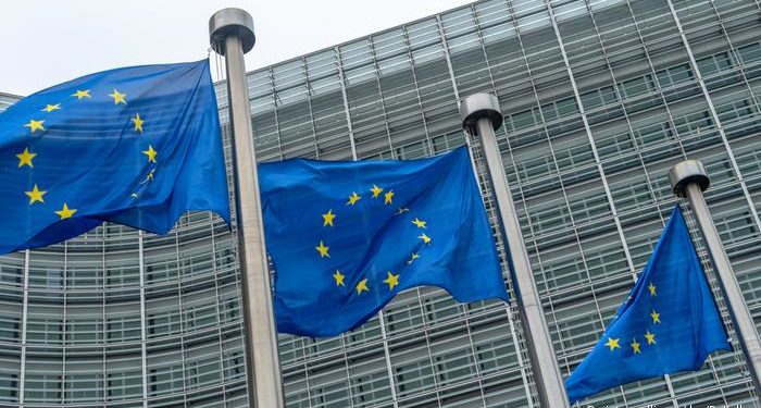 ЕК пообещала, что быстро ответит на заявки Украины, Грузии и Молдавии на вступление в ЕС