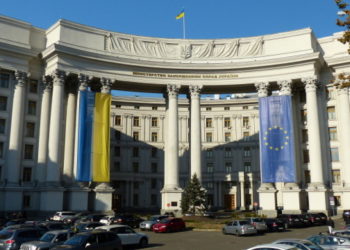 Главы МИД России и МИД Украины проведут переговоры в Турции