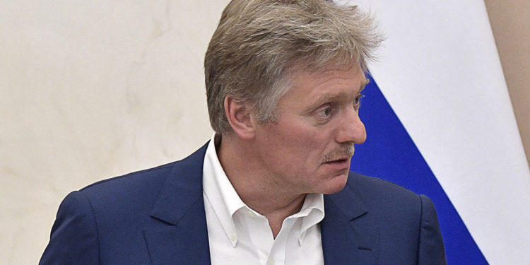 «Сегодня ближе к вечеру наша делегация будет ждать на месте» Песков заявил о готовности России продолжать переговоры