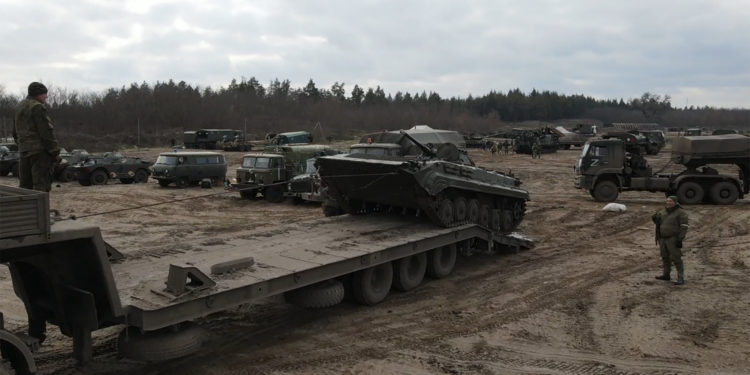 Минобороны РФ сообщило об уничтожении 2200 военных объектов в Украине. Генштаб Украины заявил, что российские потери с начала войны — 11 тысяч военнослужащих