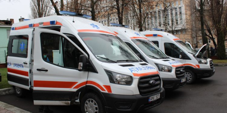 Aproape 14.000 de persoane au chemat ambulanța într-o săptămână