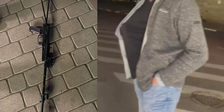 A încercat să treacă granița cu un Kalașnikov în pantaloni: Vameșii l-au „deconspirat” cu ușurință