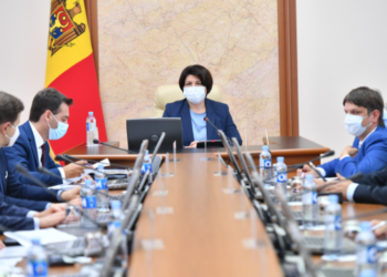 Правительство: Дипломатов не эвакуируют из Молдовы