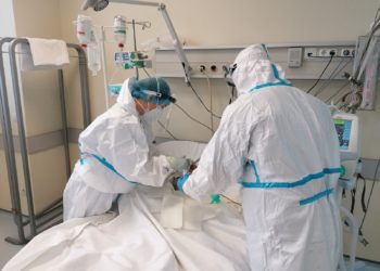 COVID: 81 de pacienți sunt în stare extrem de gravă. Câte alte cazuri noi raportează autoritățile?